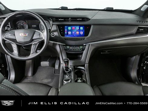 Certified 2023 Cadillac XT5 Premium Luxury w/ Technology Package FWD image 18