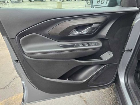 Used 2023 GMC Terrain SLE w/ LPO, Floor Liner Package image 16