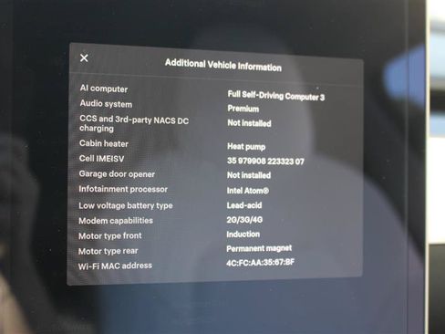 Used 2021 Tesla Model Y Long Range AWD/4WD image 17