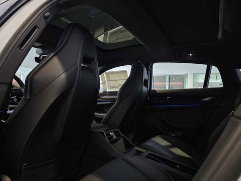 New 2025 Porsche Panamera 4 image 21