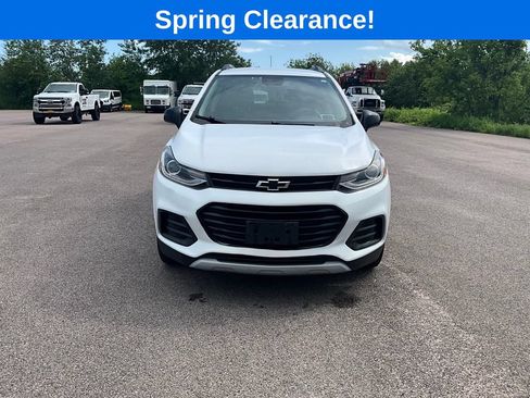 Used 2018 Chevrolet Trax LT w/ Redline Edition AWD/4WD image 10
