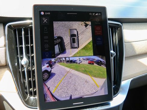 Used 2026 Volvo XC90 B6 Plus AWD/4WD image 5