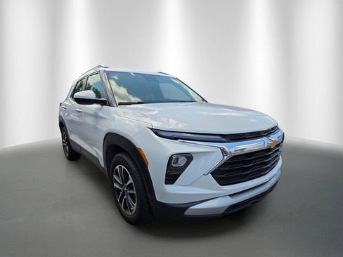Used 2024 Chevrolet TrailBlazer LT FWD image 5