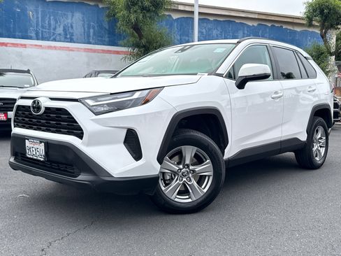 Certified 2024 Toyota RAV4 XLE FWD image 2