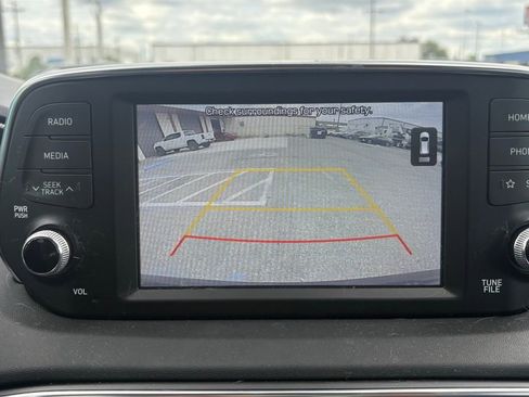 Used 2020 Hyundai Santa Fe SE FWD image 21