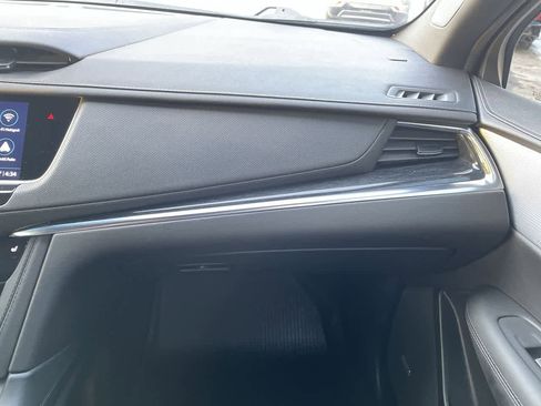 Certified 2024 Cadillac XT5 Premium Luxury w/ LPO, Floor Liner Package image 16