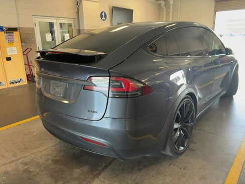 Used 2017 Tesla Model X 100D image 2