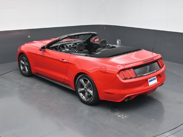 Used 2017 Ford Mustang Convertible w/ Equipment Group 051A RWD image 36