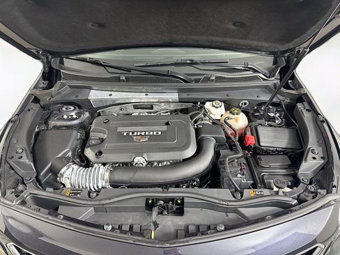 Used 2022 Cadillac XT4 Sport w/ Enhanced Visibility Package image 39