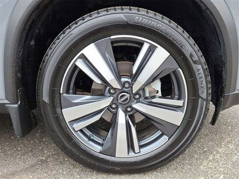 Used 2022 Nissan Rogue SL w/ SL Premium Package image 8