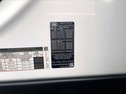 Used 2024 Land Rover Range Rover Sport SE image 33