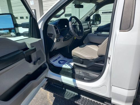 Used 2018 Ford F250 XL RWD image 8
