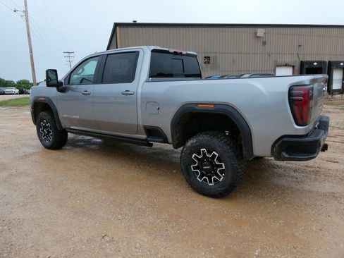 New 2026 GMC Sierra 2500 AT4X AWD/4WD image 9