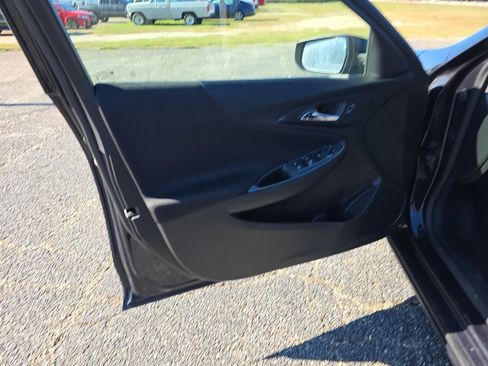 Used 2023 Chevrolet Malibu LT image 17