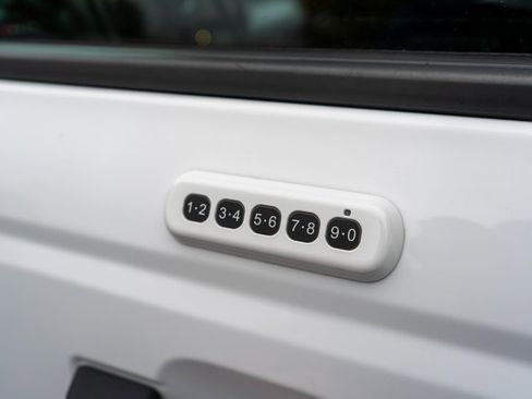 Used 2023 Ford Bronco Badlands w/ Sasquatch Package image 15