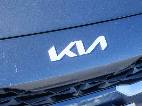 Used 2022 Kia Forte LXS image 14