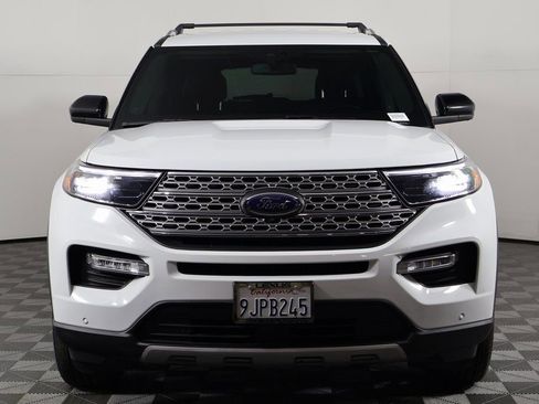 Used 2022 Ford Explorer Limited image 2