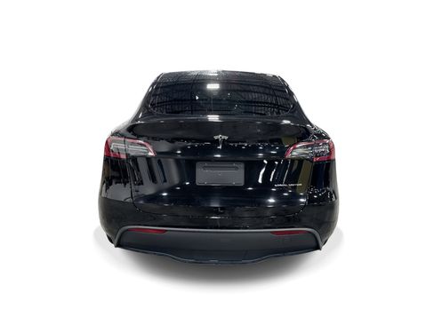 Certified 2023 Tesla Model Y Long Range AWD/4WD image 5