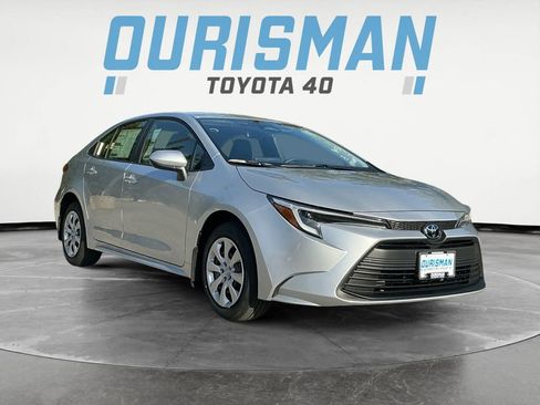 New 2026 Toyota Corolla LE image 1