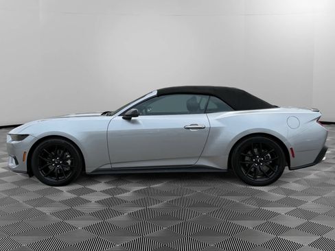 Used 2025 Ford Mustang Premium RWD image 2