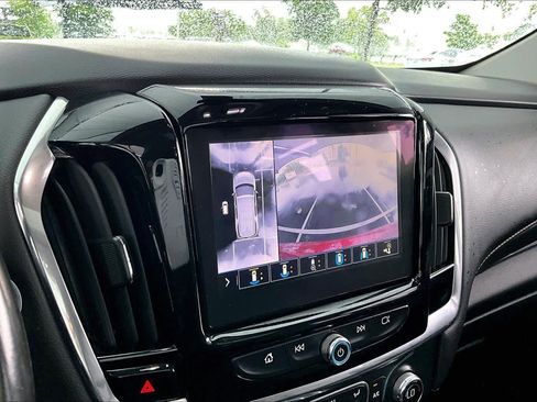 Used 2020 Chevrolet Traverse RS AWD/4WD image 27