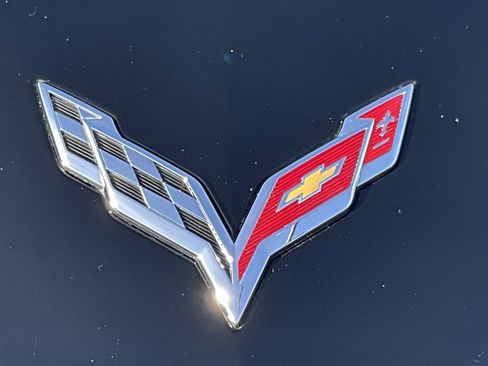 Used 2016 Chevrolet Corvette 2LT w/ 2LT Preferred Equipment Group image 9