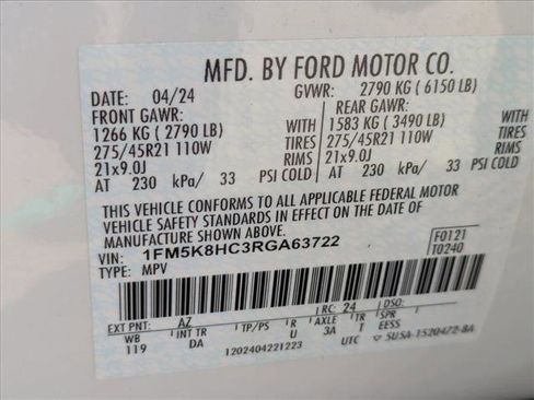 Used 2024 Ford Explorer Platinum w/ Technology Package image 19