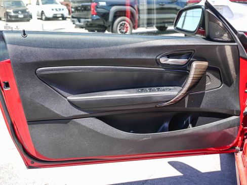 Used 2016 BMW M235i Convertible RWD image 28