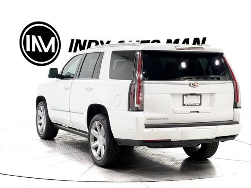 Used 2018 Cadillac Escalade Premium Luxury image 6