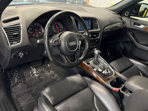 Used 2016 Audi Q5 2.0T Premium Plus w/ Technology Package AWD/4WD image 5