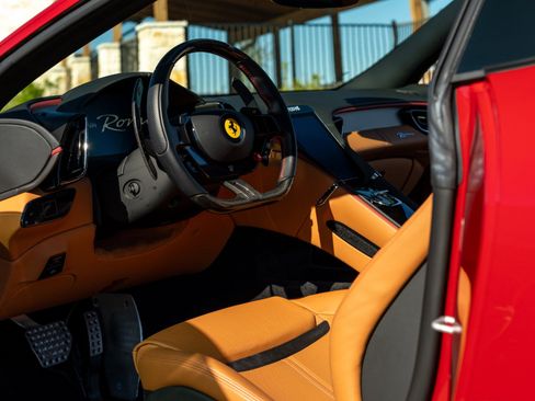 Used 2022 Ferrari Roma RWD image 65