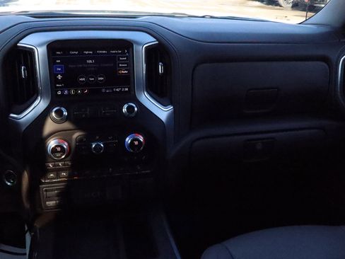 Used 2020 GMC Sierra 1500 SLT w/ SLT Premium Plus Package image 11