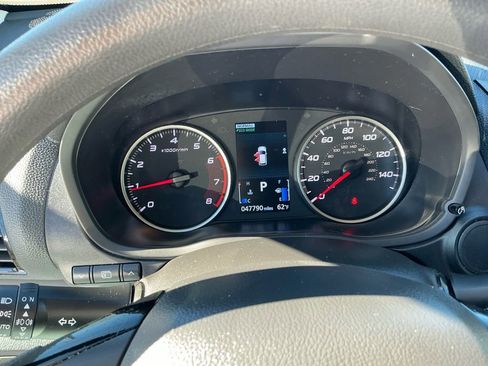 Used 2023 Mitsubishi Eclipse Cross LE image 19