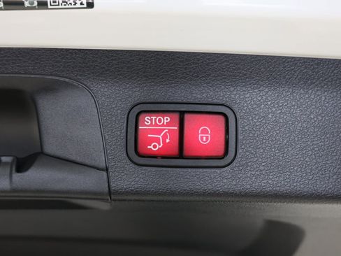 Used 2023 Mercedes-Benz GLS 580 4MATIC image 49