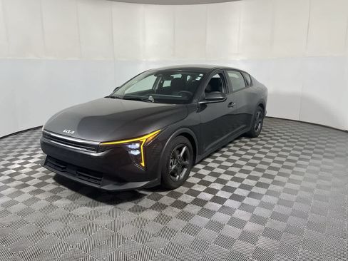 Used 2025 Kia K4 FWD image 4