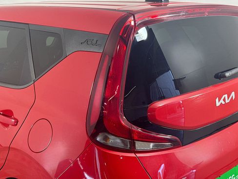 Used 2022 Kia Soul LX FWD image 35
