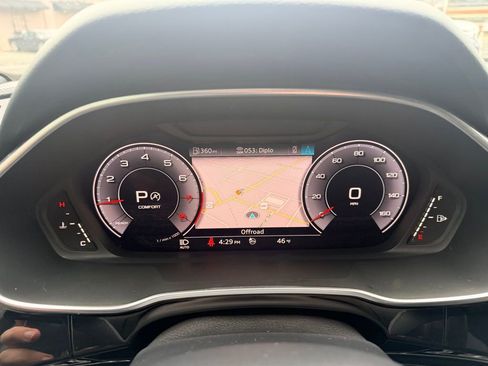 Used 2020 Audi Q3 2.0T Premium Plus AWD/4WD image 31