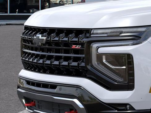 New 2026 Chevrolet Tahoe Z71 w/ Comfort Package AWD/4WD image 13