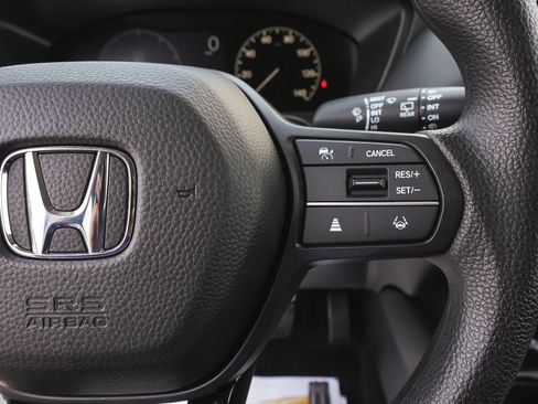 Used 2026 Honda HR-V LX image 18