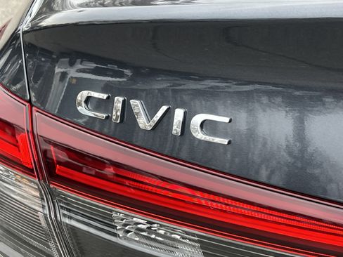 Used 2025 Honda Civic Sport image 24