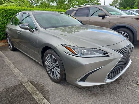 Used 2019 Lexus ES 350 FWD image 2