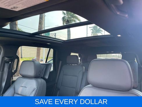 Used 2025 GMC Yukon Denali w/ Denali Reserve Package RWD image 27