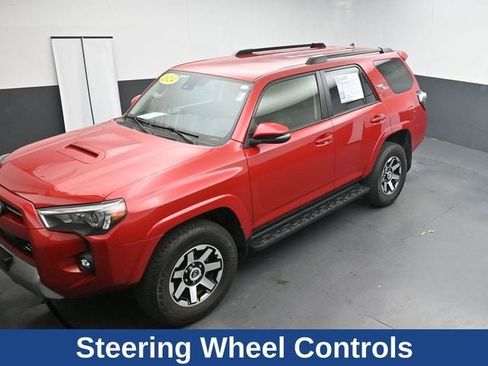 Used 2024 Toyota 4Runner TRD Off-Road Premium AWD/4WD image 22