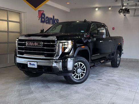 Certified 2025 GMC Sierra 2500 SLT image 2