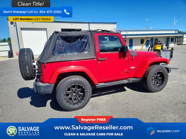 Used 2014 Jeep Wrangler Sahara w/ Connectivity Group AWD/4WD image 4