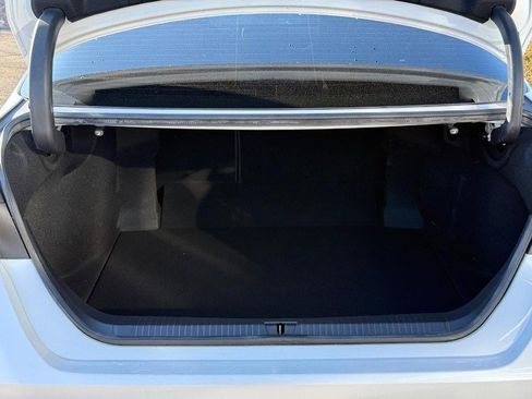 Used 2019 Toyota Avalon Touring w/ All Weather Liner Package image 9