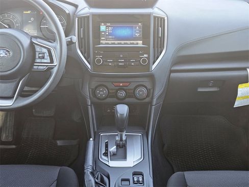 Used 2022 Subaru Impreza Premium image 11