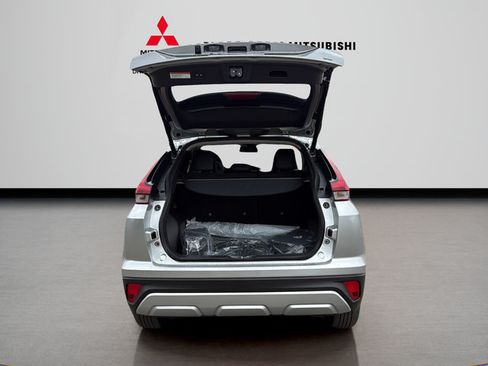 New 2026 Mitsubishi Eclipse Cross SE AWD/4WD image 9
