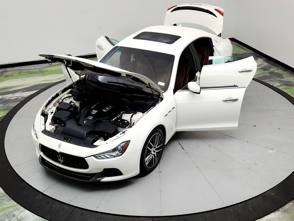 Used 2016 Maserati Ghibli RWD image 41