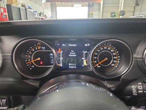 Used 2021 Jeep Wrangler Unlimited Sahara AWD/4WD image 18